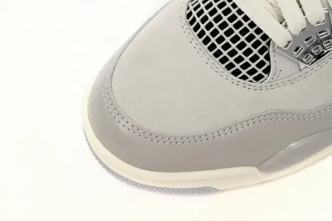 HYPE Jordan Air WMNS AQ9129-001 4 Frozen Moments 0529